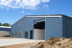 Large-INDUSTRIAL-Steel-Building-Loading-Bay-Store